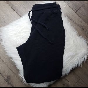 Aritzia TNA thermal waffle joggers